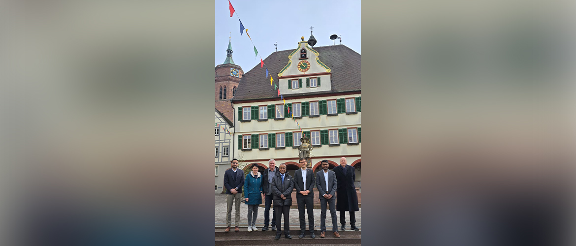  Consul General Shatrughna Sinha met with Lord Mayor Christian Walter of Weil der Stadt, Baden-Württemberg