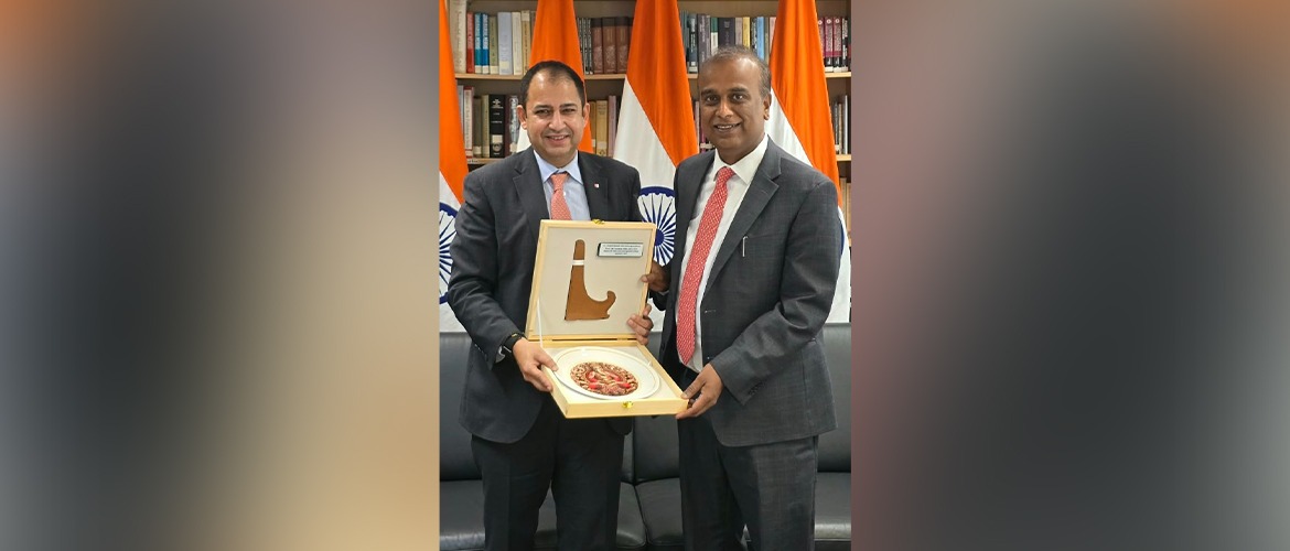 Consul General Shatrughna Sinha met Mr. Sundeep Sikka, CEO & MD of Nippon Life India Asset Management (NAM India). Sundeep Sikka, CEO & MD of Nippon Life India Asset Management (NAM India)
