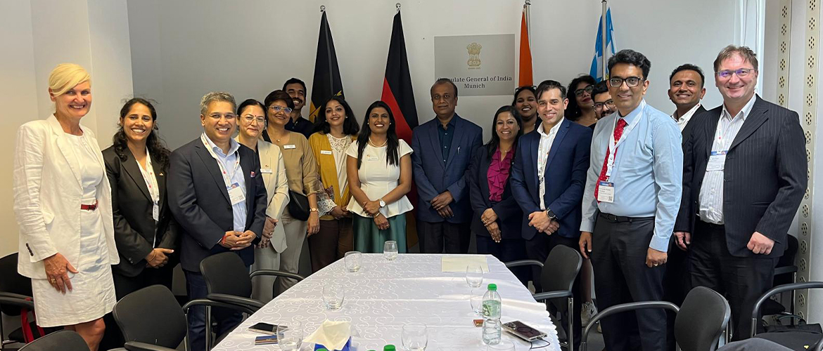 Consul General Shatrughna Sinha interacted with the incoming delegation from @nsefiofficial attending Intersolar Europe 2026 in Munich